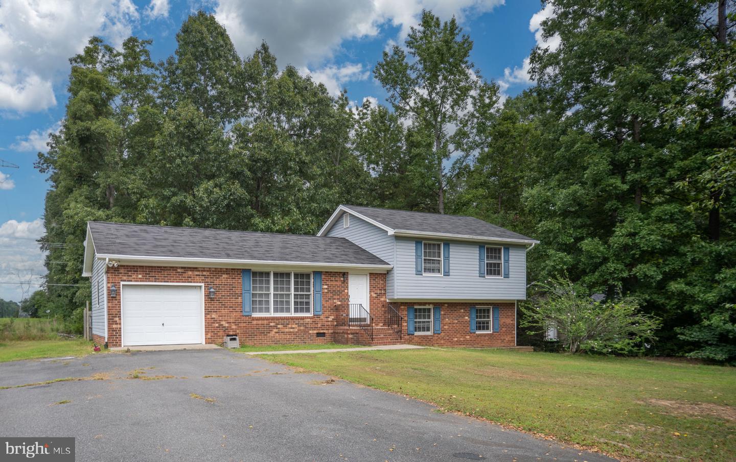 63 BISHOP CV, RUTHER GLEN, Virginia 22546, 4 Bedrooms Bedrooms, ,3 BathroomsBathrooms,Residential,For sale,63 BISHOP CV,VACV2008680 MLS # VACV2008680