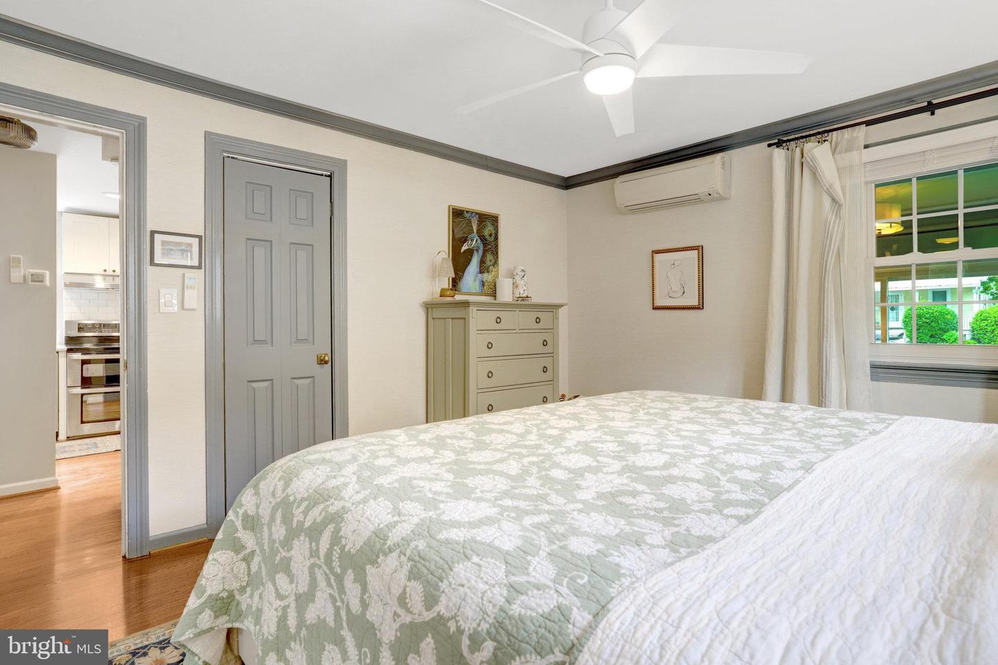 507 S WAKEFIELD ST, ARLINGTON, Virginia 22204, 3 Bedrooms Bedrooms, 5 Rooms Rooms,1 BathroomBathrooms,Residential,For sale,507 S WAKEFIELD ST,VAAR2062344 MLS # VAAR2062344