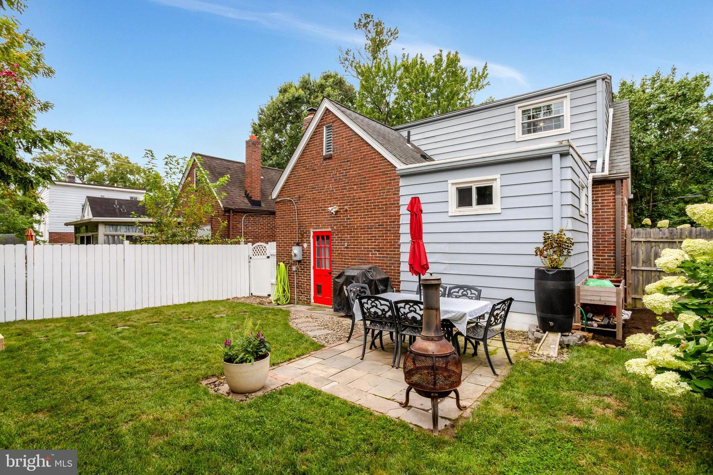 507 S WAKEFIELD ST, ARLINGTON, Virginia 22204, 3 Bedrooms Bedrooms, 5 Rooms Rooms,1 BathroomBathrooms,Residential,For sale,507 S WAKEFIELD ST,VAAR2062344 MLS # VAAR2062344