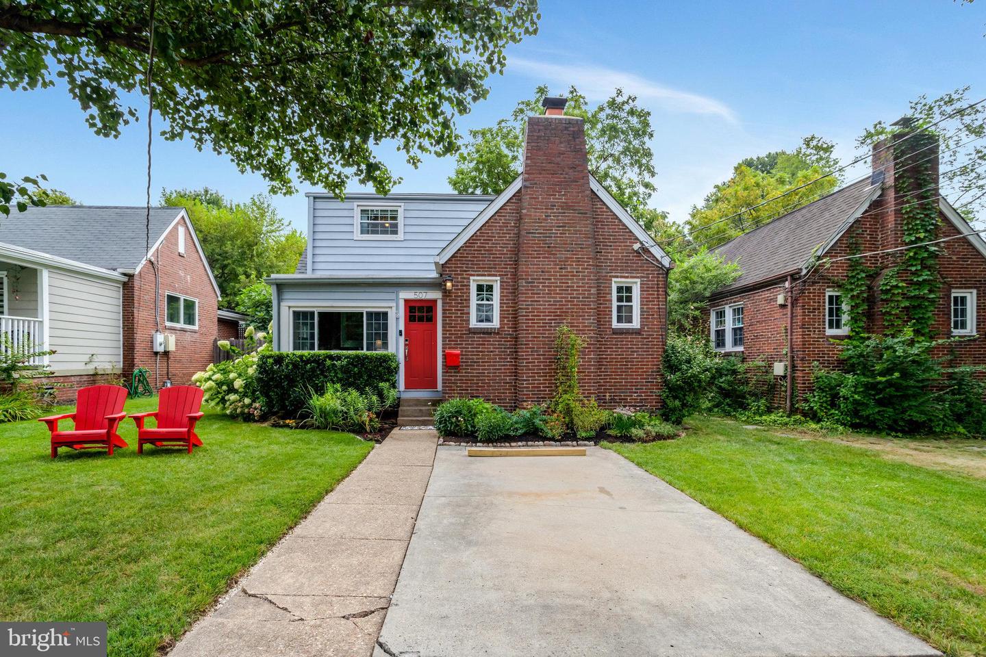 507 S WAKEFIELD ST, ARLINGTON, Virginia 22204, 3 Bedrooms Bedrooms, 5 Rooms Rooms,1 BathroomBathrooms,Residential,For sale,507 S WAKEFIELD ST,VAAR2062344 MLS # VAAR2062344