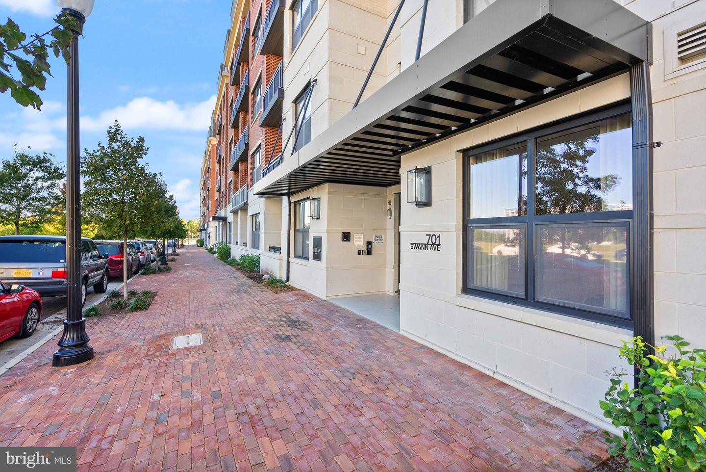 701 SWANN AVE #103, ALEXANDRIA, Virginia 22301, 2 Bedrooms Bedrooms, ,2 BathroomsBathrooms,Residential,For sale,701 SWANN AVE #103,VAAX2048654 MLS # VAAX2048654