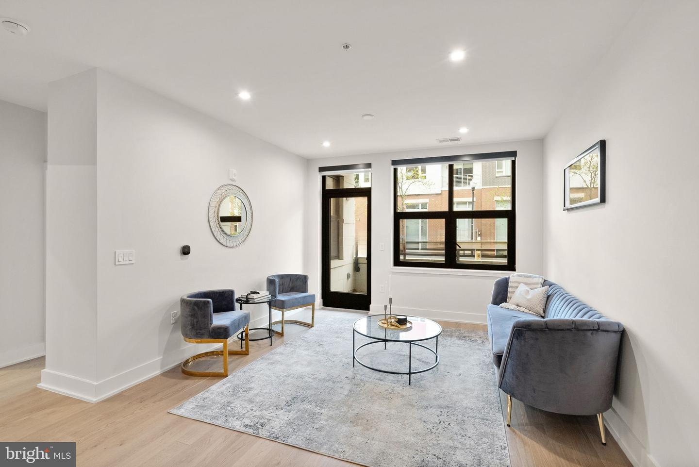 701 SWANN AVE #103, ALEXANDRIA, Virginia 22301, 2 Bedrooms Bedrooms, ,2 BathroomsBathrooms,Residential,For sale,701 SWANN AVE #103,VAAX2048654 MLS # VAAX2048654