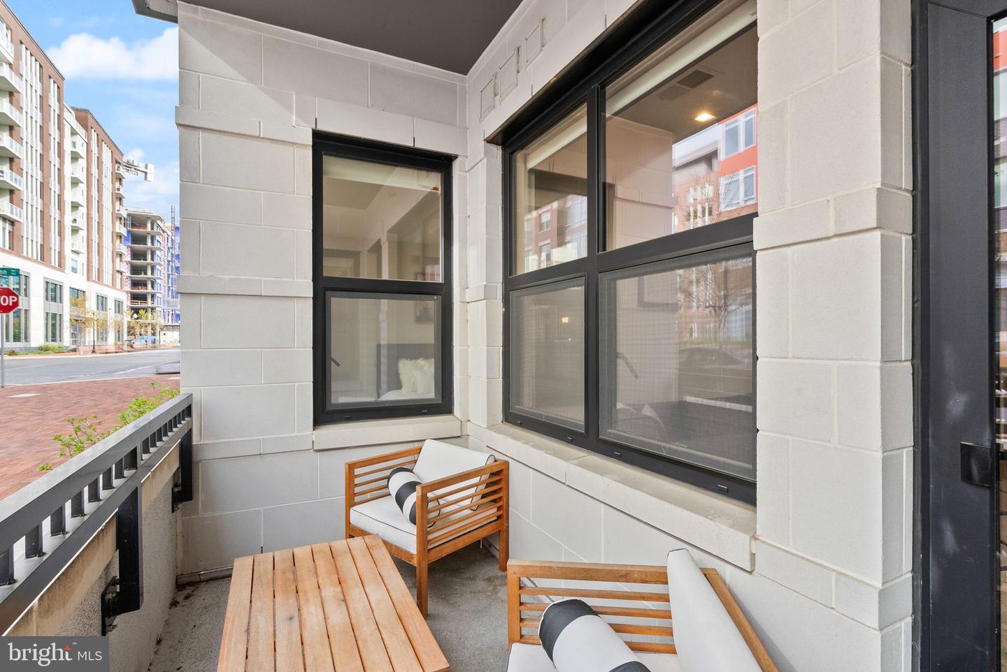 701 SWANN AVE #103, ALEXANDRIA, Virginia 22301, 2 Bedrooms Bedrooms, ,2 BathroomsBathrooms,Residential,For sale,701 SWANN AVE #103,VAAX2048654 MLS # VAAX2048654