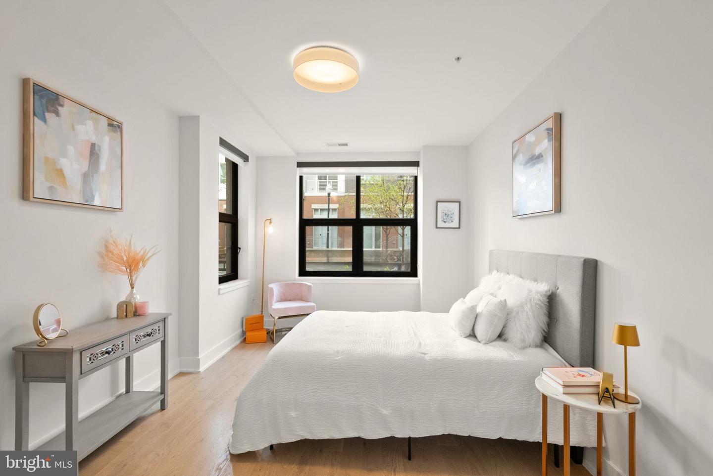 701 SWANN AVE #103, ALEXANDRIA, Virginia 22301, 2 Bedrooms Bedrooms, ,2 BathroomsBathrooms,Residential,For sale,701 SWANN AVE #103,VAAX2048654 MLS # VAAX2048654