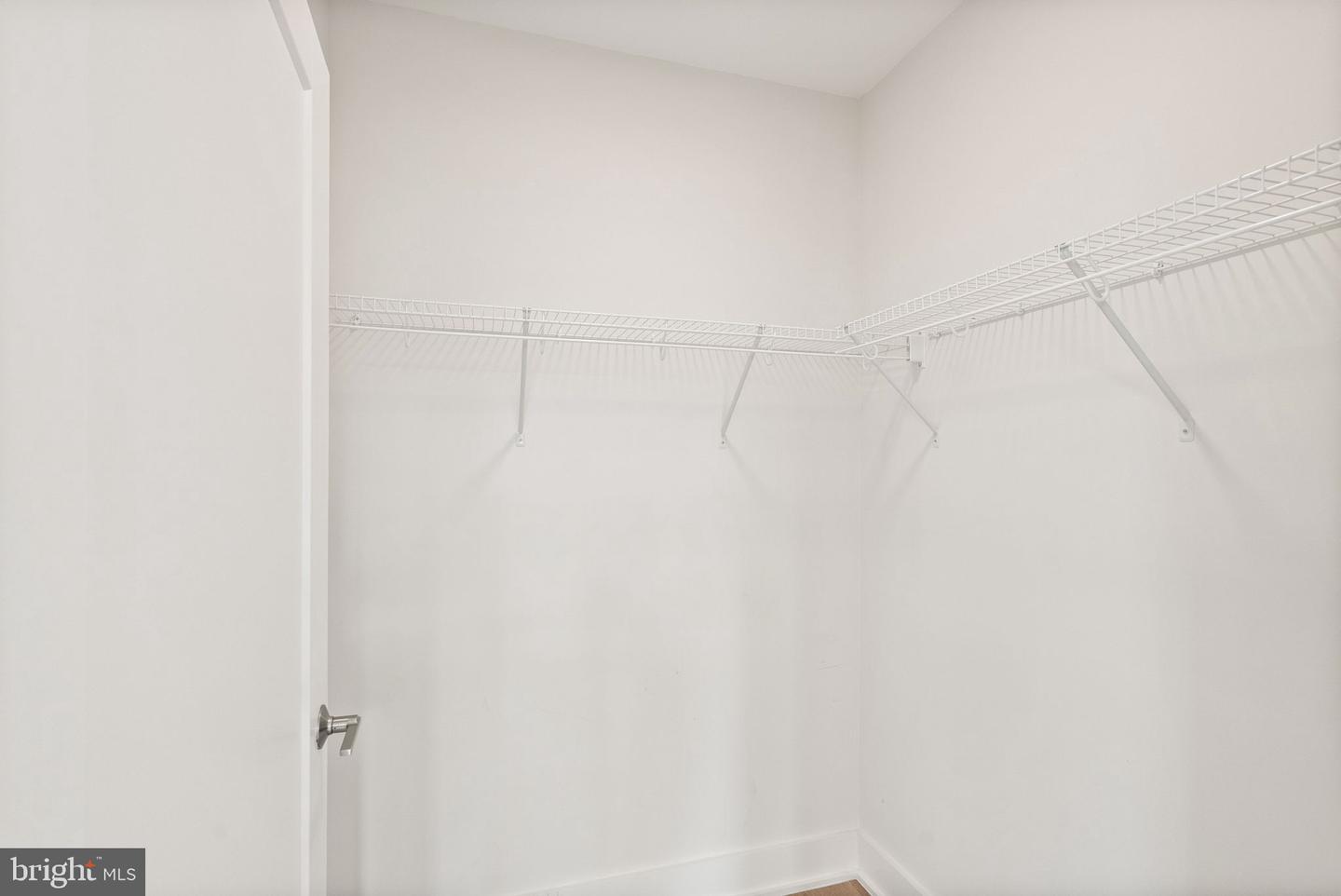 701 SWANN AVE #103, ALEXANDRIA, Virginia 22301, 2 Bedrooms Bedrooms, ,2 BathroomsBathrooms,Residential,For sale,701 SWANN AVE #103,VAAX2048654 MLS # VAAX2048654