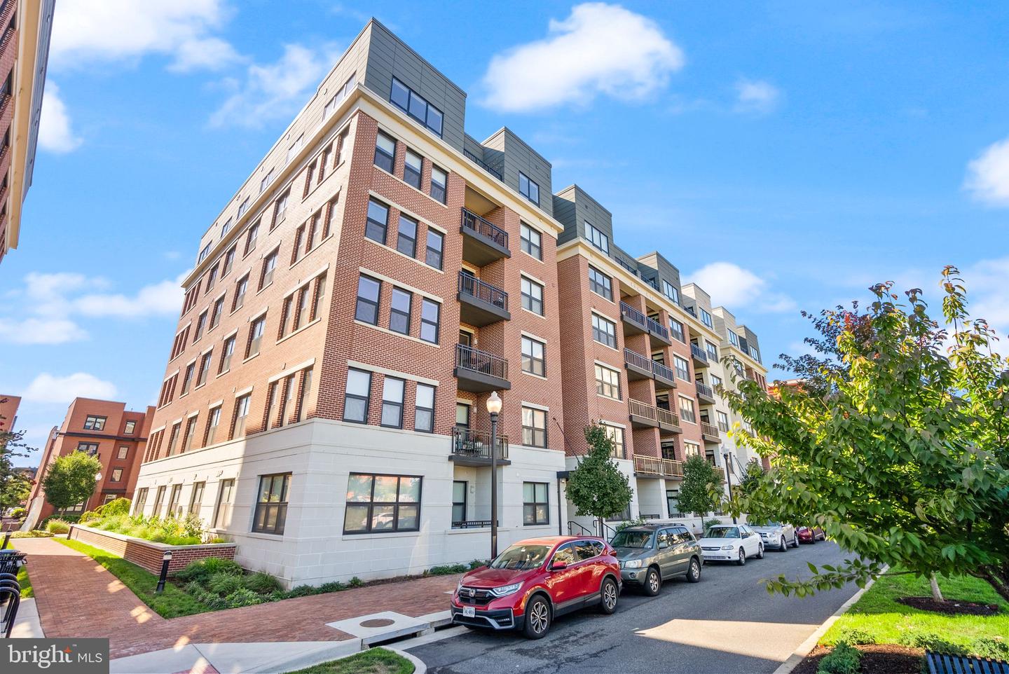 701 SWANN AVE #103, ALEXANDRIA, Virginia 22301, 2 Bedrooms Bedrooms, ,2 BathroomsBathrooms,Residential,For sale,701 SWANN AVE #103,VAAX2048654 MLS # VAAX2048654