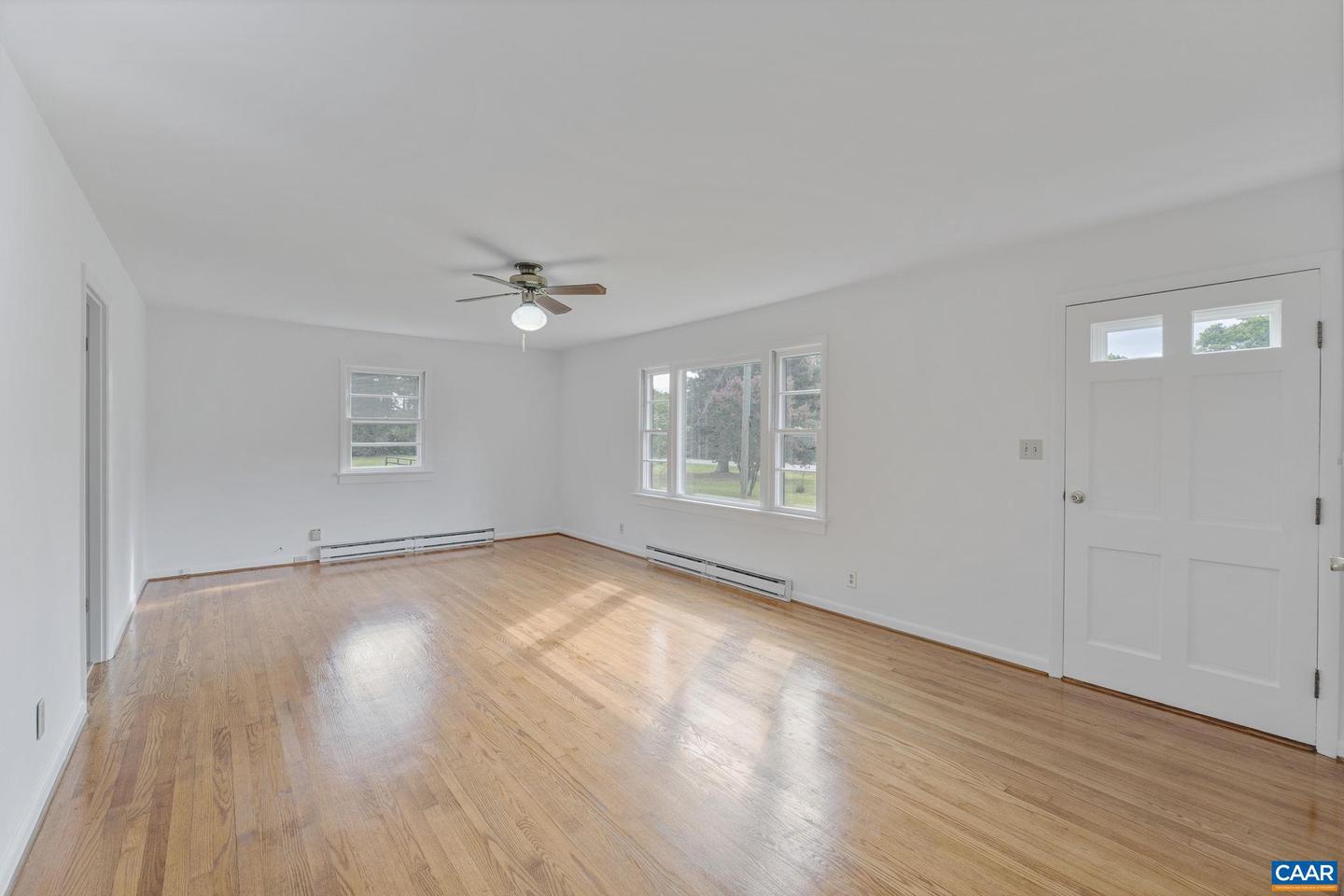 12395 S CONSTITUTION RTE, SCOTTSVILLE, Virginia 24590, 3 Bedrooms Bedrooms, ,1 BathroomBathrooms,Residential,For sale,12395 S CONSTITUTION RTE,667899 MLS # 667899