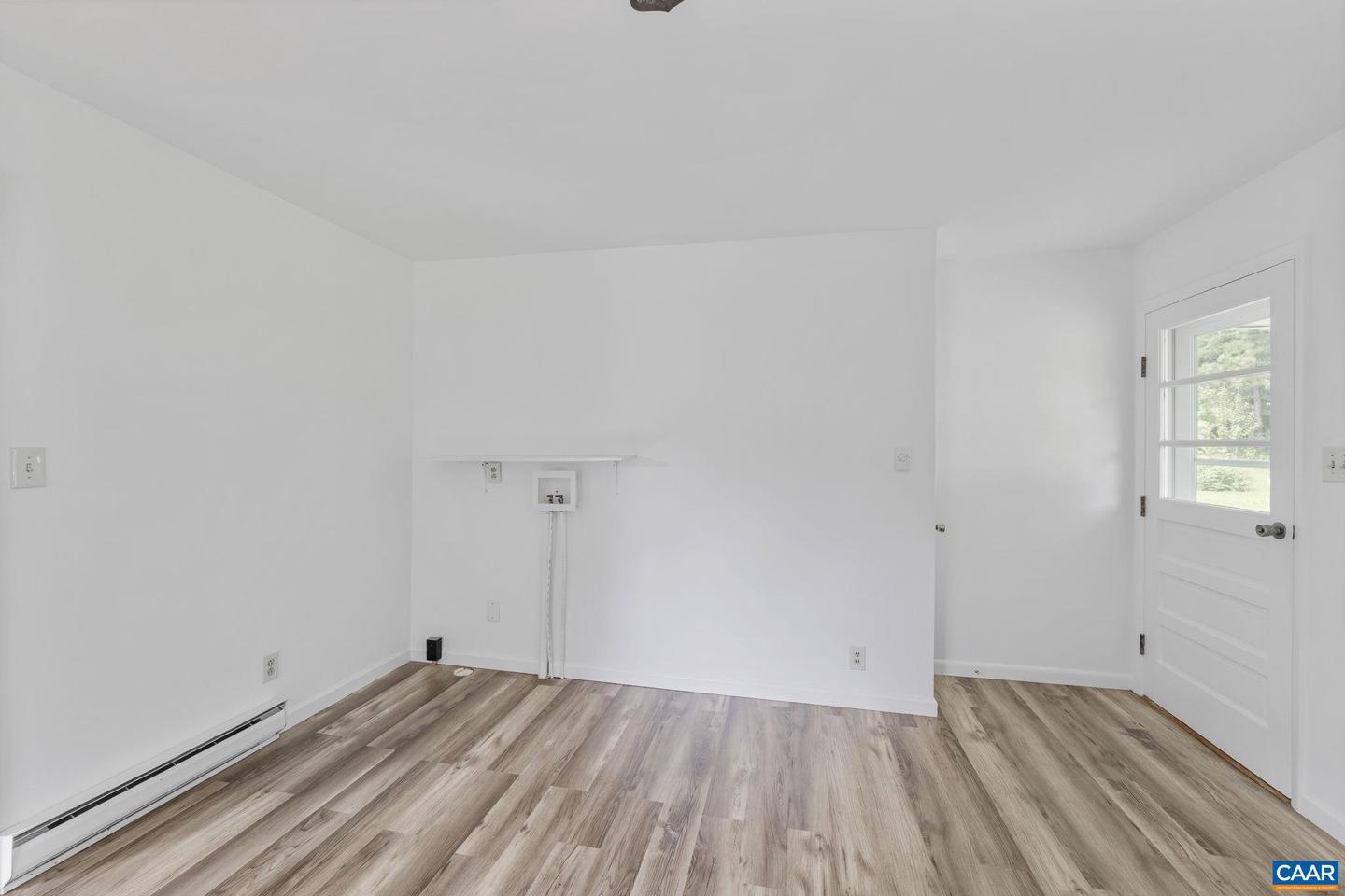 12395 S CONSTITUTION RTE, SCOTTSVILLE, Virginia 24590, 3 Bedrooms Bedrooms, ,1 BathroomBathrooms,Residential,For sale,12395 S CONSTITUTION RTE,667899 MLS # 667899