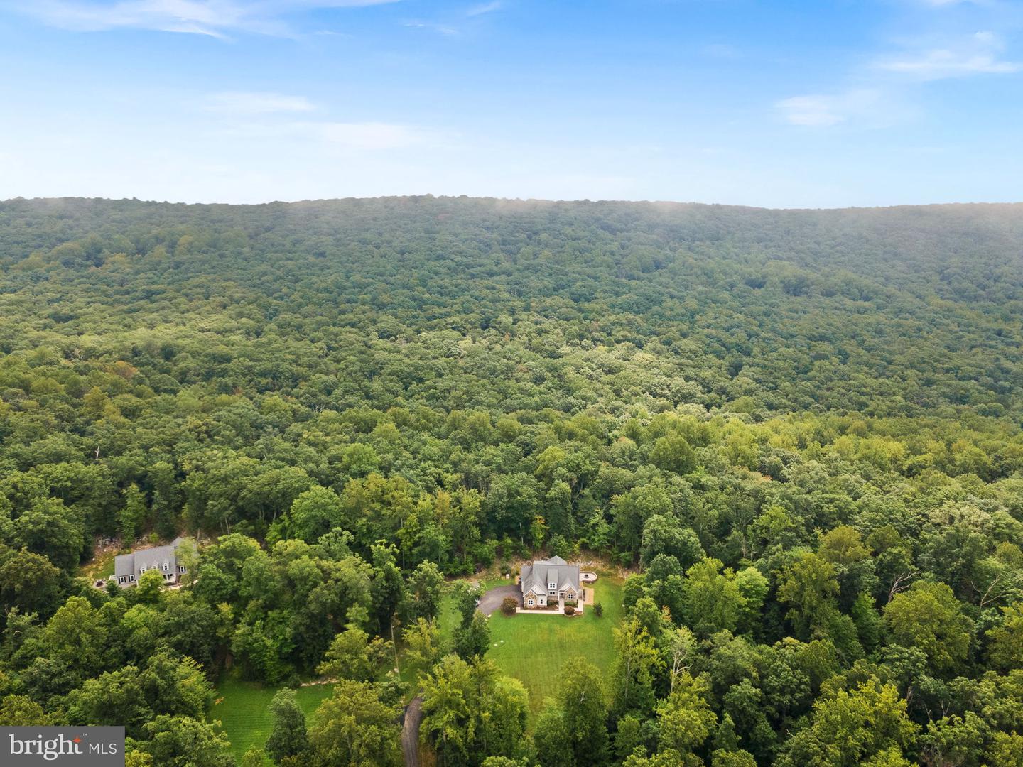 3419 BULL RUN MOUNTAIN RD, THE PLAINS, Virginia 20198, 5 Bedrooms Bedrooms, ,3 BathroomsBathrooms,Residential,For sale,3419 BULL RUN MOUNTAIN RD,VAFQ2017946 MLS # VAFQ2017946