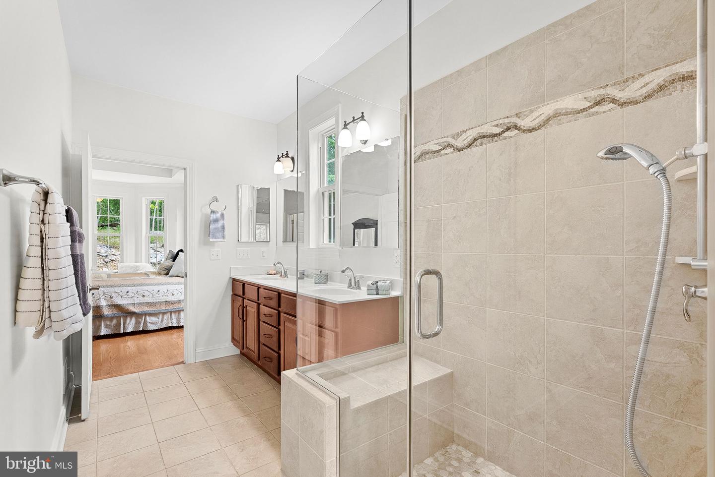 3419 BULL RUN MOUNTAIN RD, THE PLAINS, Virginia 20198, 5 Bedrooms Bedrooms, ,3 BathroomsBathrooms,Residential,For sale,3419 BULL RUN MOUNTAIN RD,VAFQ2017946 MLS # VAFQ2017946