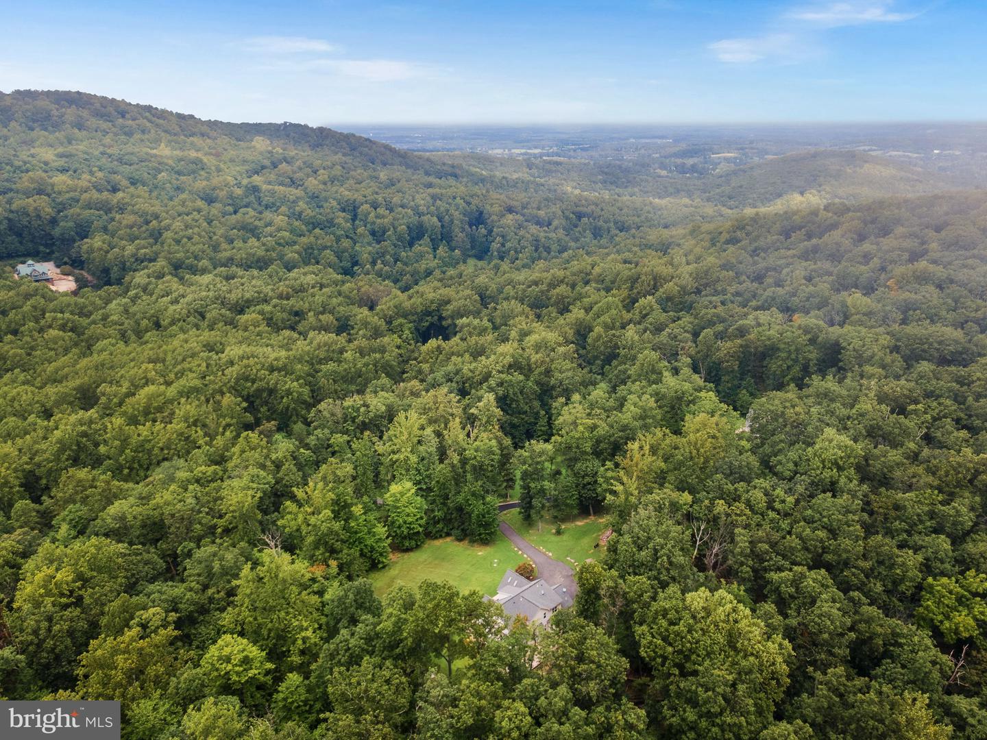 3419 BULL RUN MOUNTAIN RD, THE PLAINS, Virginia 20198, 5 Bedrooms Bedrooms, ,3 BathroomsBathrooms,Residential,For sale,3419 BULL RUN MOUNTAIN RD,VAFQ2017946 MLS # VAFQ2017946