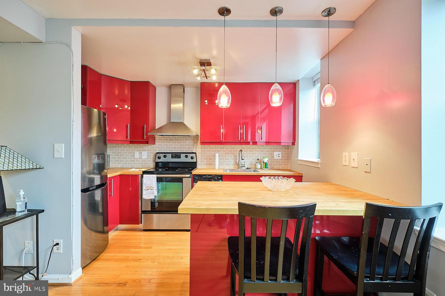 1920 S ST NW #303, WASHINGTON, District Of Columbia 20009, ,1 BathroomBathrooms,Residential,For sale,1920 S ST NW #303,DCDC2215440 MLS # DCDC2215440