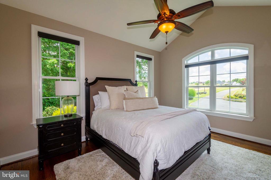 6604 MORNING DEW DR, MINERAL, Virginia 23117, 5 Bedrooms Bedrooms, ,4 BathroomsBathrooms,Residential,6604 MORNING DEW DR,VASP2035460 MLS # VASP2035460