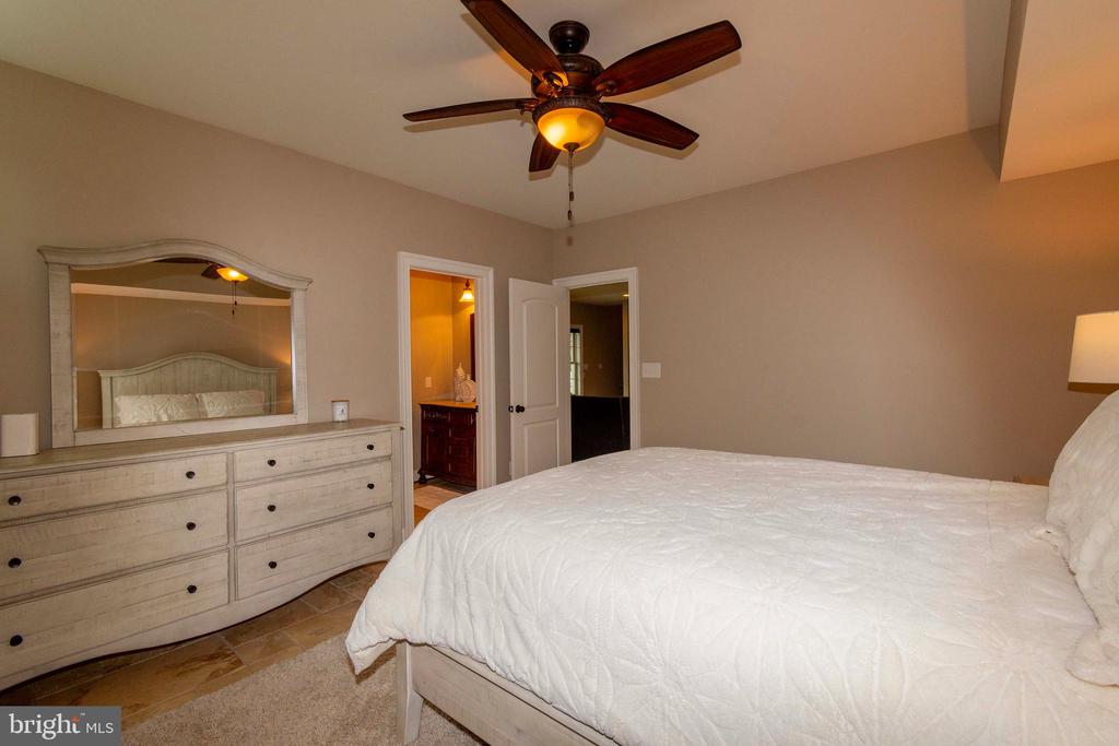 6604 MORNING DEW DR, MINERAL, Virginia 23117, 5 Bedrooms Bedrooms, ,4 BathroomsBathrooms,Residential,6604 MORNING DEW DR,VASP2035460 MLS # VASP2035460