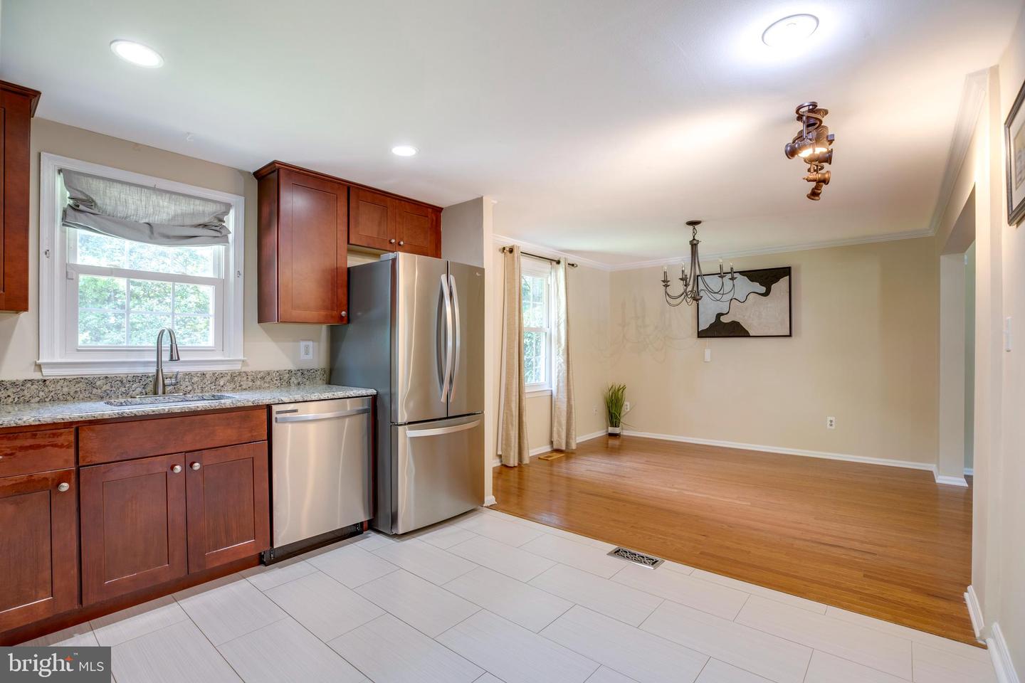 5039 KENERSON DR, FAIRFAX, Virginia 22032, 3 Bedrooms Bedrooms, ,3 BathroomsBathrooms,Residential,For sale,5039 KENERSON DR,VAFX2245082 MLS # VAFX2245082