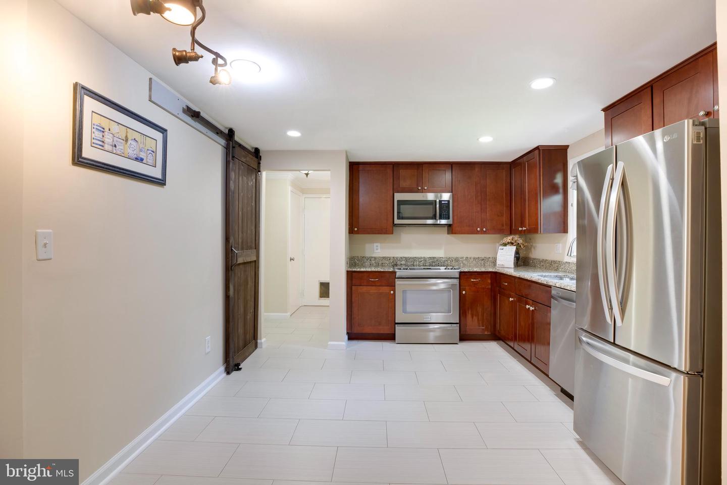 5039 KENERSON DR, FAIRFAX, Virginia 22032, 3 Bedrooms Bedrooms, ,3 BathroomsBathrooms,Residential,For sale,5039 KENERSON DR,VAFX2245082 MLS # VAFX2245082