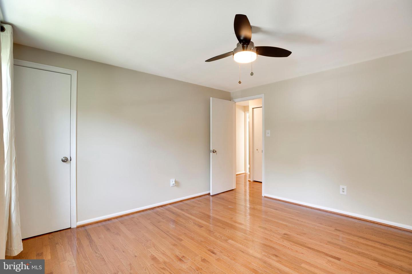 5039 KENERSON DR, FAIRFAX, Virginia 22032, 3 Bedrooms Bedrooms, ,3 BathroomsBathrooms,Residential,For sale,5039 KENERSON DR,VAFX2245082 MLS # VAFX2245082
