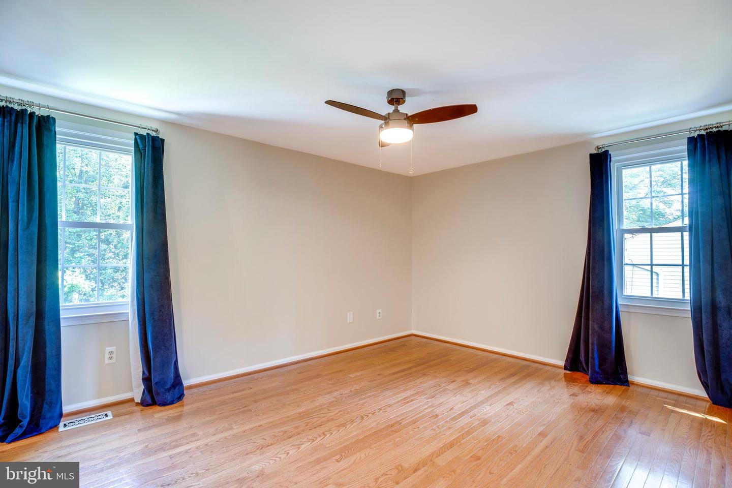 5039 KENERSON DR, FAIRFAX, Virginia 22032, 3 Bedrooms Bedrooms, ,3 BathroomsBathrooms,Residential,For sale,5039 KENERSON DR,VAFX2245082 MLS # VAFX2245082