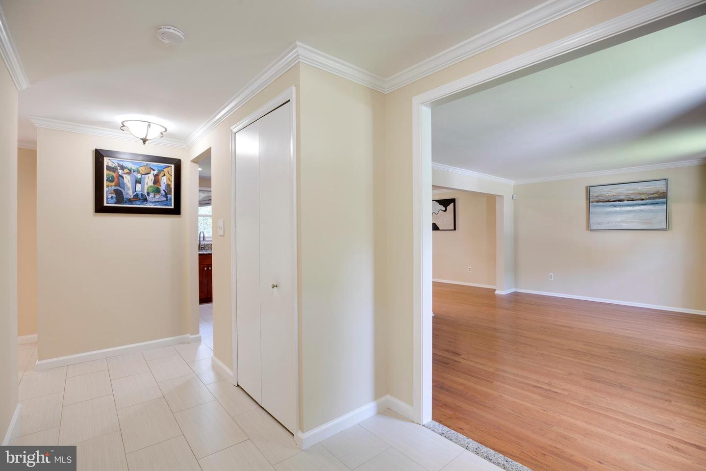 5039 KENERSON DR, FAIRFAX, Virginia 22032, 3 Bedrooms Bedrooms, ,3 BathroomsBathrooms,Residential,For sale,5039 KENERSON DR,VAFX2245082 MLS # VAFX2245082