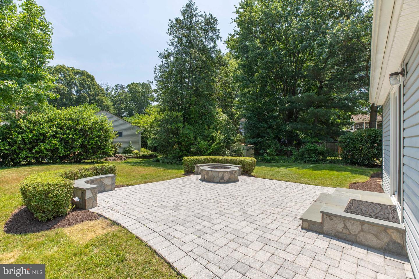 5039 KENERSON DR, FAIRFAX, Virginia 22032, 3 Bedrooms Bedrooms, ,3 BathroomsBathrooms,Residential,For sale,5039 KENERSON DR,VAFX2245082 MLS # VAFX2245082