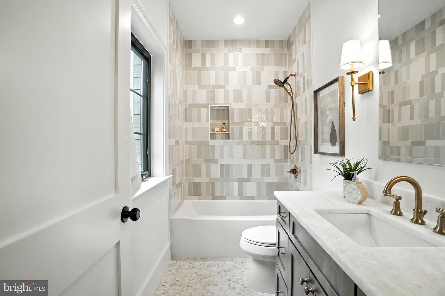 3507 SAYLOR PL, ALEXANDRIA, Virginia 22304, 6 Bedrooms Bedrooms, ,5 BathroomsBathrooms,Residential,For sale,3507 SAYLOR PL,VAAX2046214 MLS # VAAX2046214