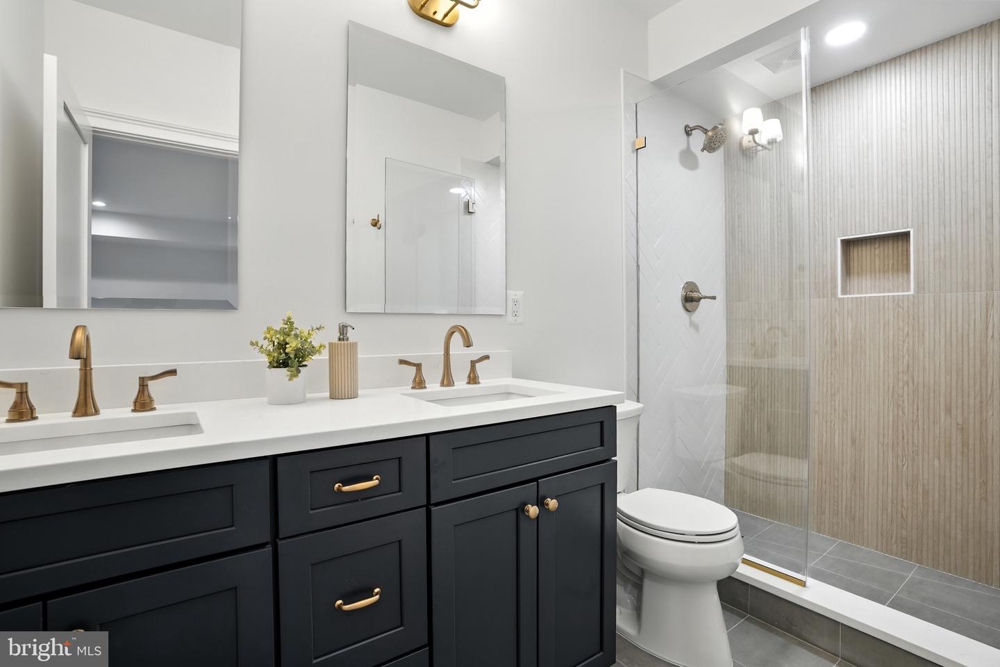 3507 SAYLOR PL, ALEXANDRIA, Virginia 22304, 6 Bedrooms Bedrooms, ,5 BathroomsBathrooms,Residential,For sale,3507 SAYLOR PL,VAAX2046214 MLS # VAAX2046214