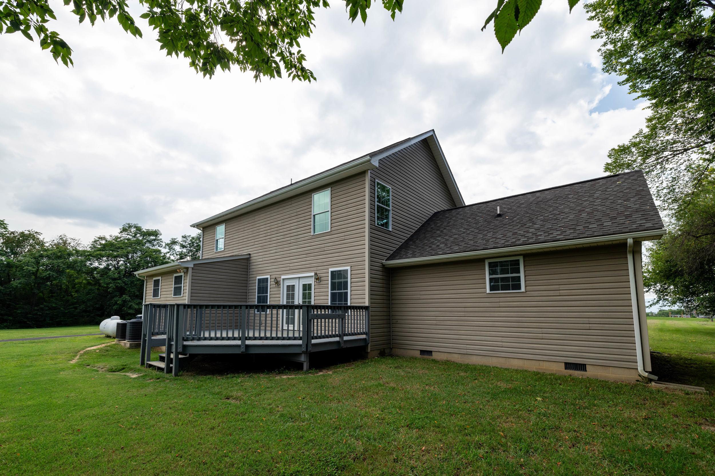 413 AYLOR GRUBBS AVE, STANLEY, Virginia 22851, 5 Bedrooms Bedrooms, ,2 BathroomsBathrooms,Residential,413 AYLOR GRUBBS AVE,667913 MLS # 667913