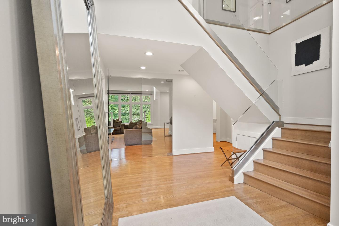 3100 N MONROE ST, ARLINGTON, Virginia 22207, 6 Bedrooms Bedrooms, ,4 BathroomsBathrooms,Residential,For sale,3100 N MONROE ST,VAAR2059308 MLS # VAAR2059308