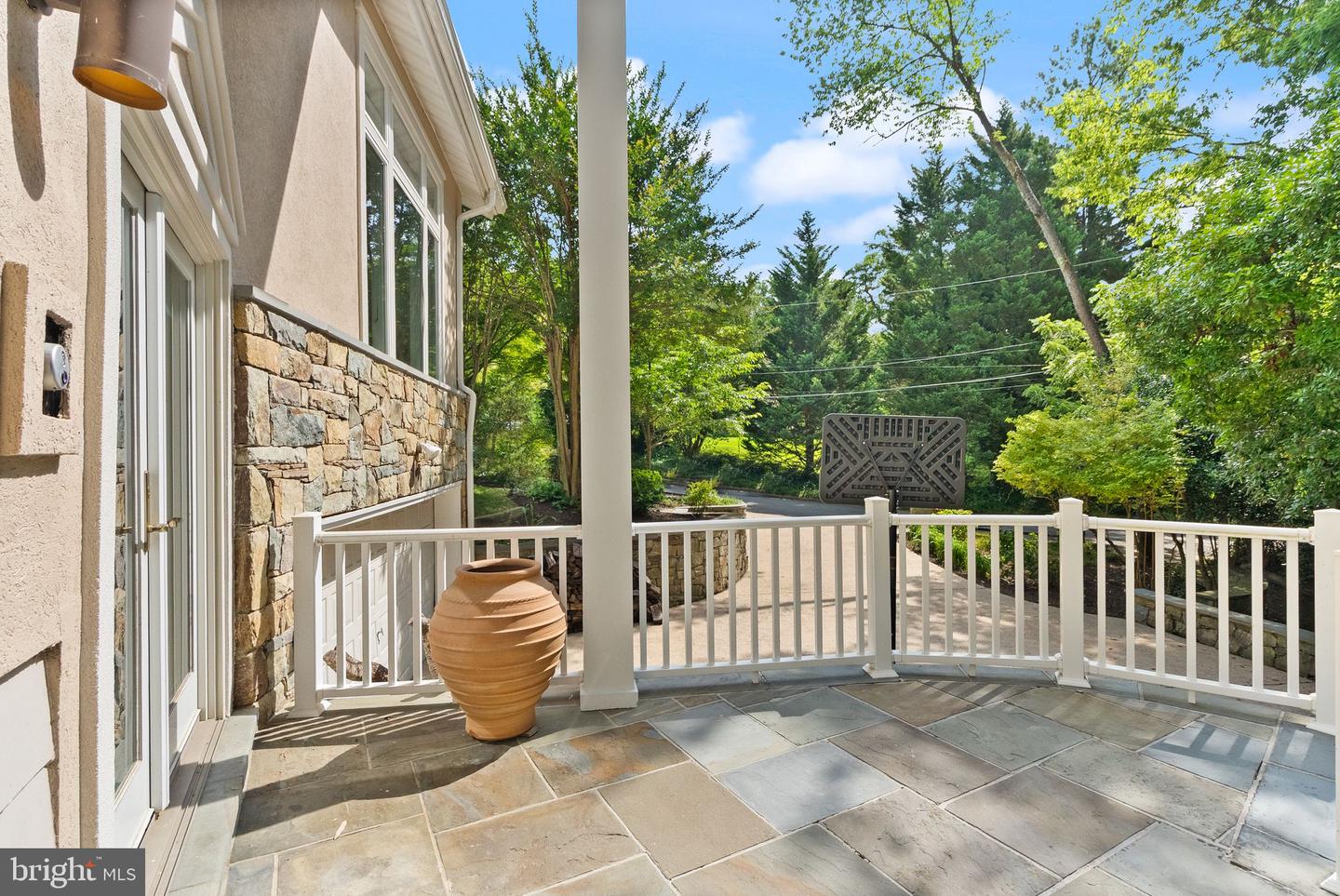 3100 N MONROE ST, ARLINGTON, Virginia 22207, 6 Bedrooms Bedrooms, ,4 BathroomsBathrooms,Residential,For sale,3100 N MONROE ST,VAAR2059308 MLS # VAAR2059308