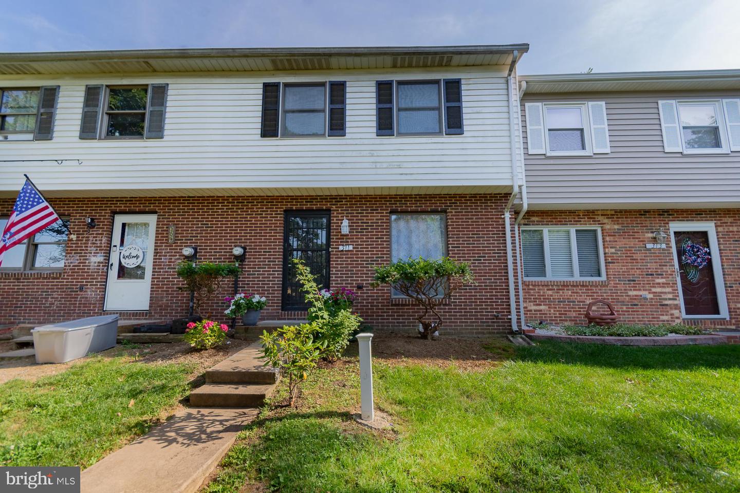 311 ASH HOLLOW DR, WINCHESTER, Virginia 22602, 3 Bedrooms Bedrooms, ,2 BathroomsBathrooms,Residential,For sale,311 ASH HOLLOW DR,VAFV2034942 MLS # VAFV2034942