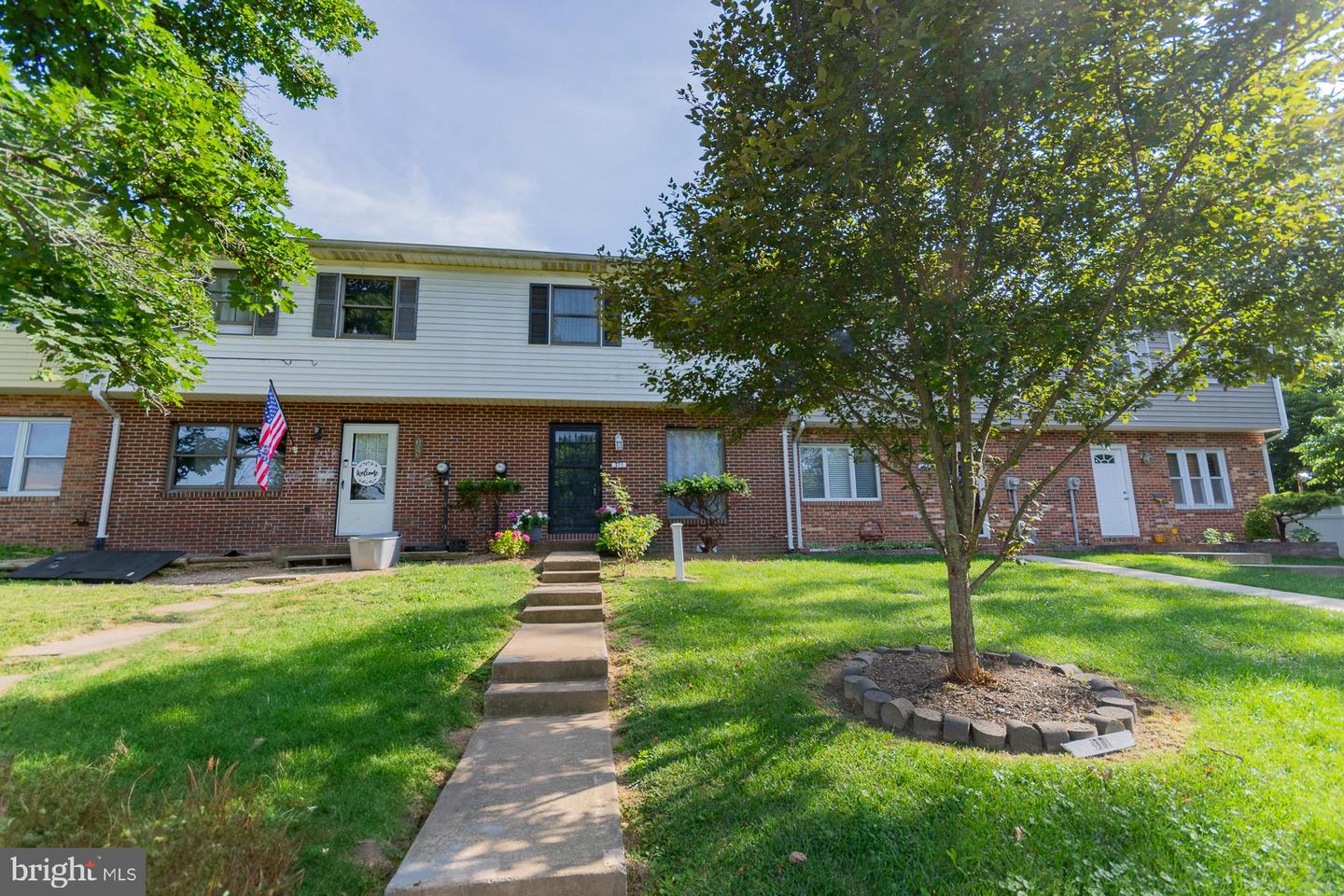 311 ASH HOLLOW DR, WINCHESTER, Virginia 22602, 3 Bedrooms Bedrooms, ,2 BathroomsBathrooms,Residential,For sale,311 ASH HOLLOW DR,VAFV2034942 MLS # VAFV2034942