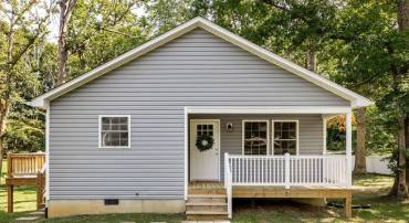 186 DODGE ST, STUARTS DRAFT, Virginia 24477, 3 Bedrooms Bedrooms, ,2 BathroomsBathrooms,Residential,186 DODGE ST,667915 MLS # 667915