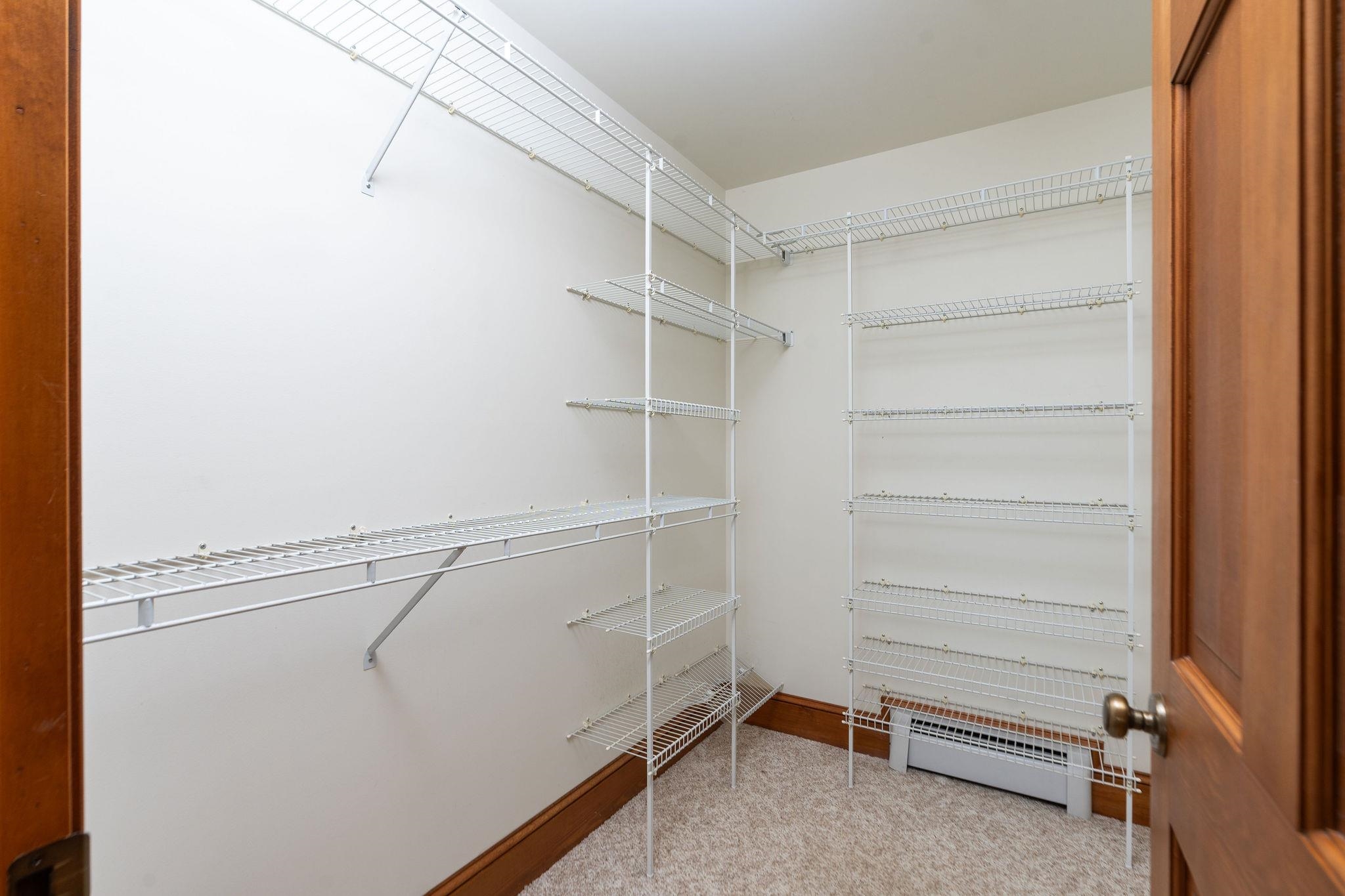 1040 TINKLING SPRING RD, STAUNTON, Virginia 24401, 3 Bedrooms Bedrooms, ,3 BathroomsBathrooms,Residential,1040 TINKLING SPRING RD,667916 MLS # 667916