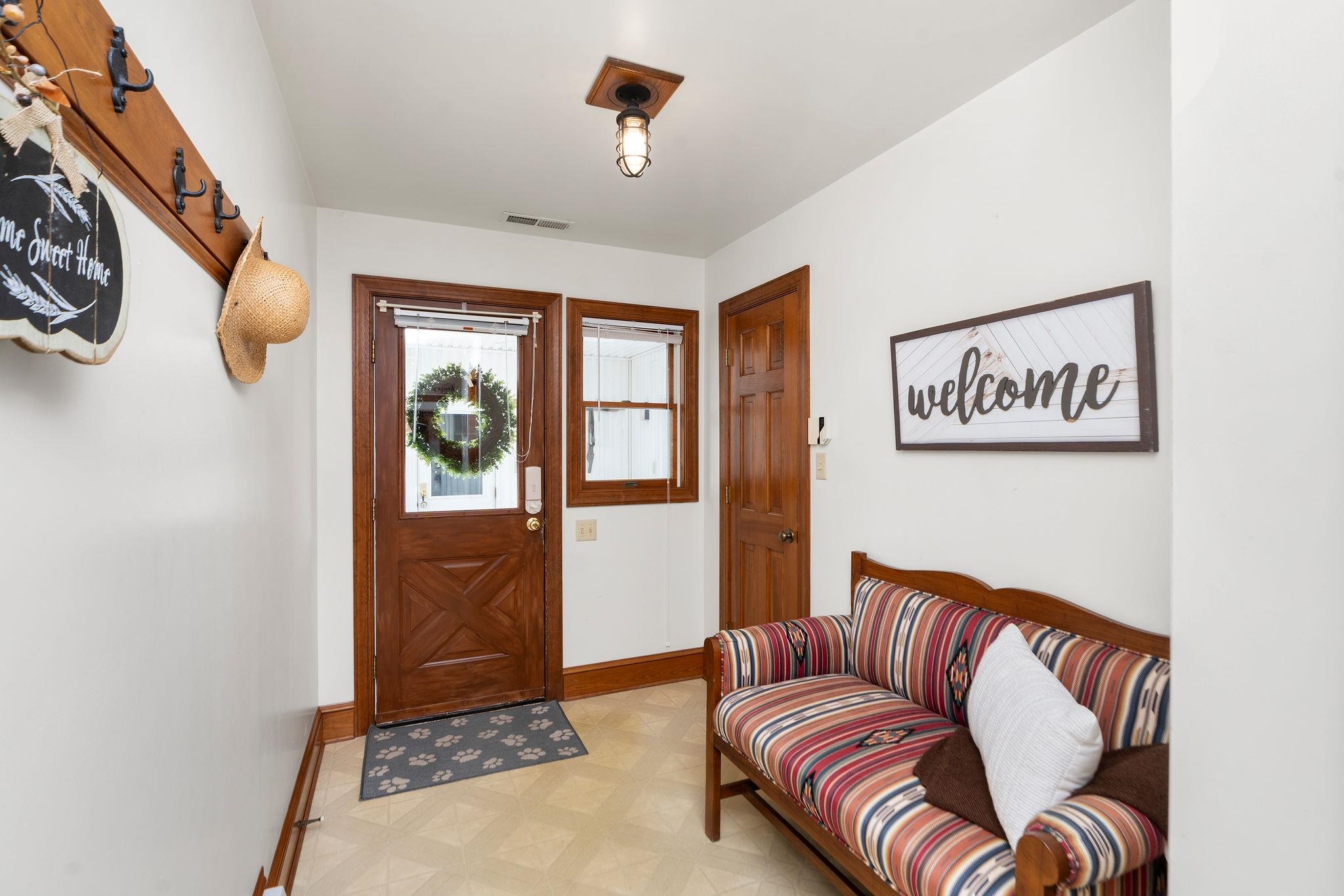 1040 TINKLING SPRING RD, STAUNTON, Virginia 24401, 3 Bedrooms Bedrooms, ,3 BathroomsBathrooms,Residential,1040 TINKLING SPRING RD,667916 MLS # 667916