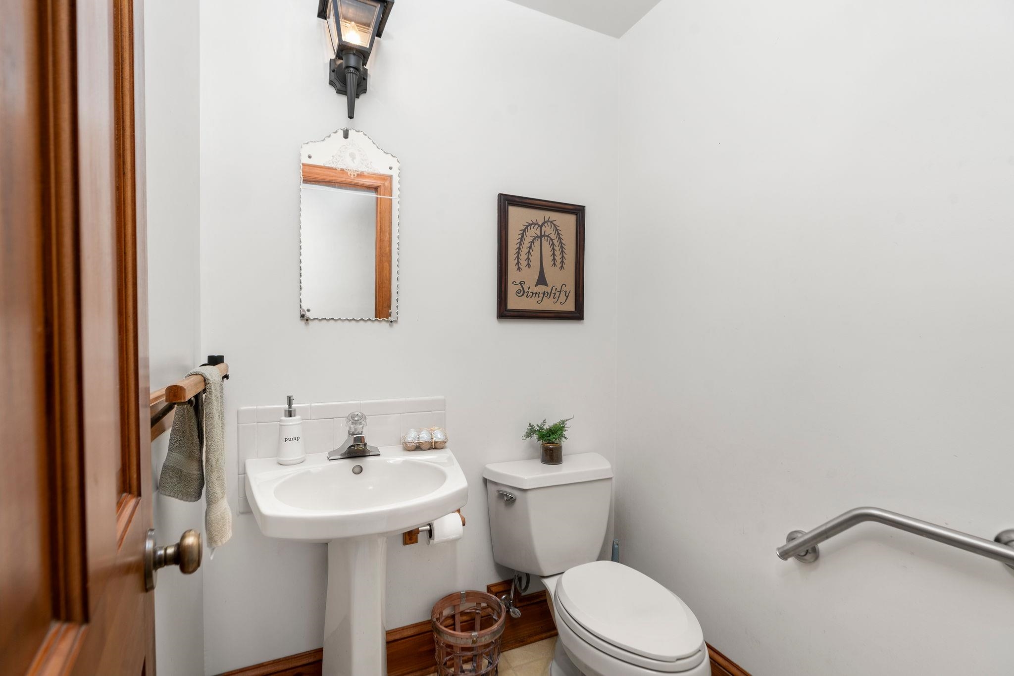 1040 TINKLING SPRING RD, STAUNTON, Virginia 24401, 3 Bedrooms Bedrooms, ,3 BathroomsBathrooms,Residential,1040 TINKLING SPRING RD,667916 MLS # 667916