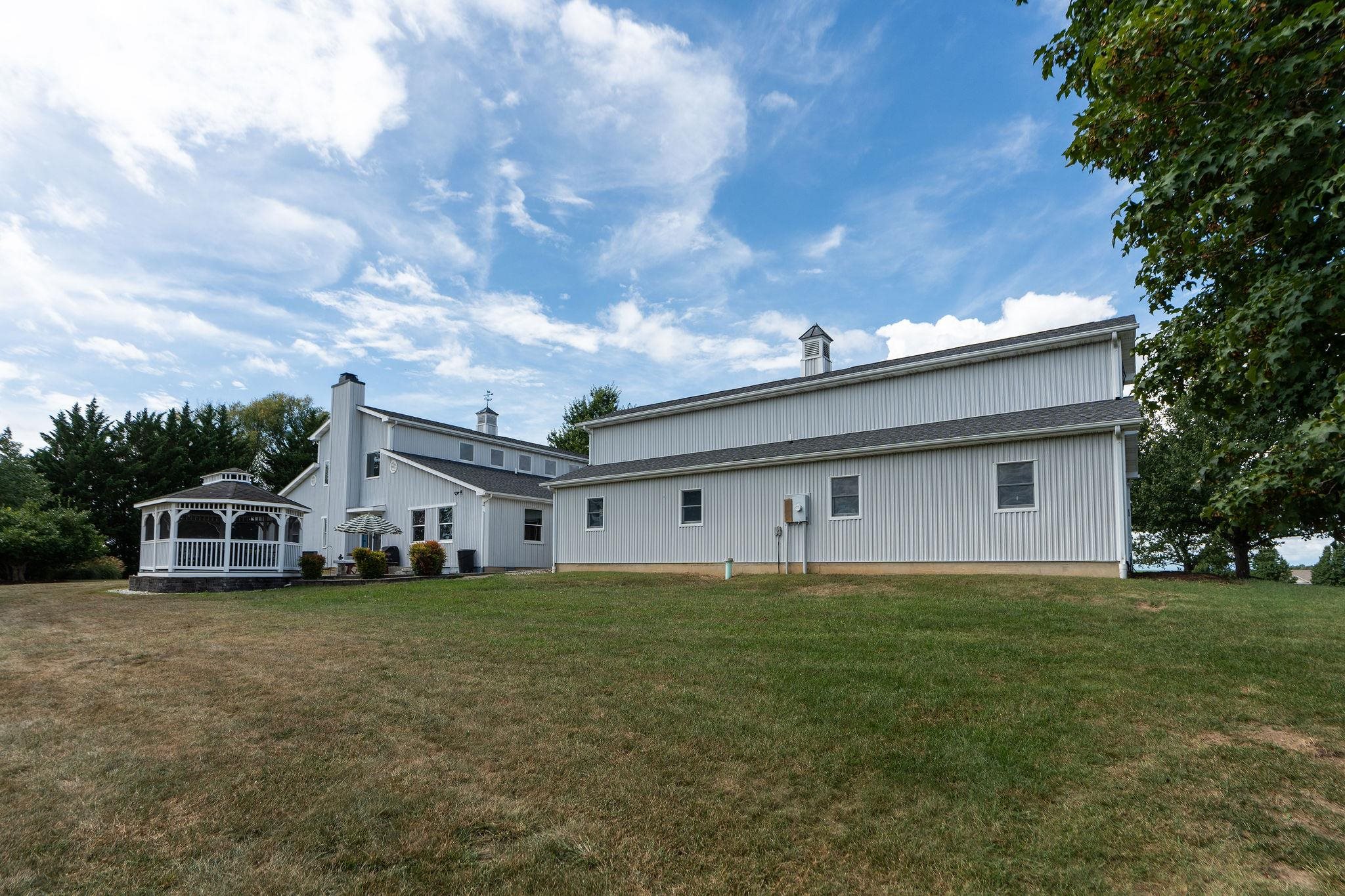 1040 TINKLING SPRING RD, STAUNTON, Virginia 24401, 3 Bedrooms Bedrooms, ,3 BathroomsBathrooms,Residential,1040 TINKLING SPRING RD,667916 MLS # 667916