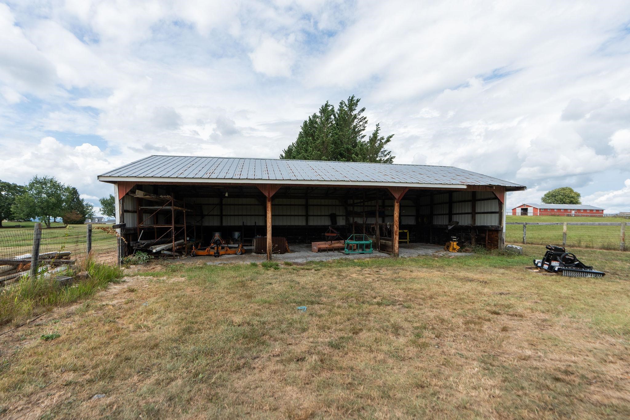 1040 TINKLING SPRING RD, STAUNTON, Virginia 24401, 3 Bedrooms Bedrooms, ,3 BathroomsBathrooms,Residential,1040 TINKLING SPRING RD,667916 MLS # 667916