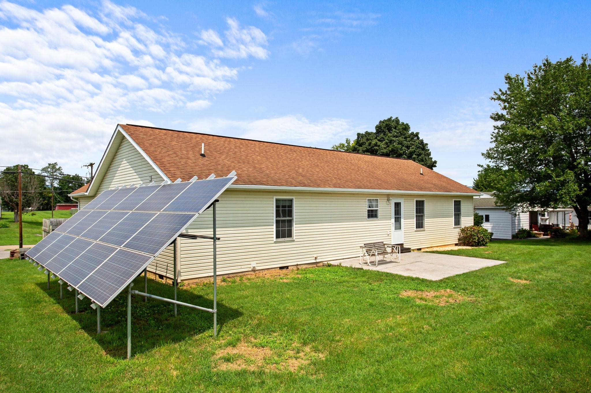 259 N SUNSET DR, BROADWAY, Virginia 22815, 3 Bedrooms Bedrooms, ,2 BathroomsBathrooms,Residential,259 N SUNSET DR,667917 MLS # 667917