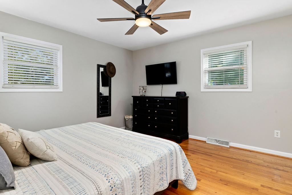 43 WALNUT ST, FISHERSVILLE, Virginia 22939, 3 Bedrooms Bedrooms, ,2 BathroomsBathrooms,Residential,43 WALNUT ST,667918 MLS # 667918