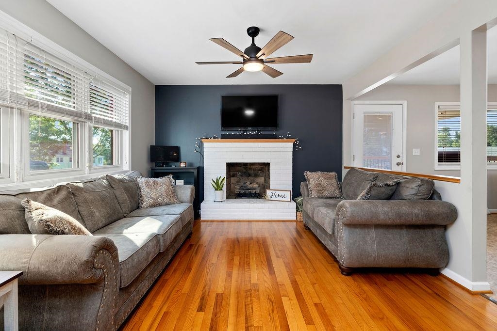 43 WALNUT ST, FISHERSVILLE, Virginia 22939, 3 Bedrooms Bedrooms, ,2 BathroomsBathrooms,Residential,43 WALNUT ST,667918 MLS # 667918