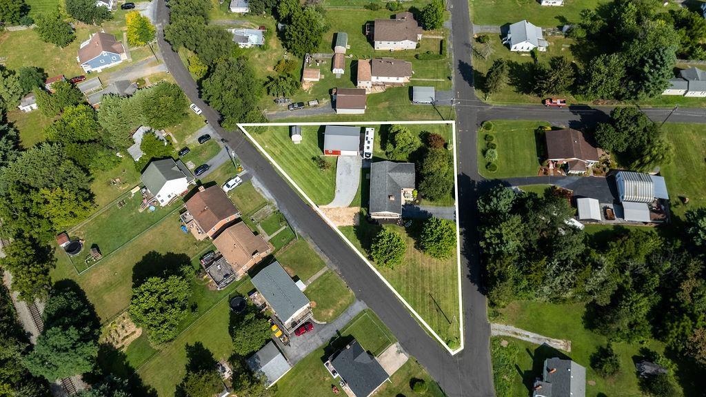 43 WALNUT ST, FISHERSVILLE, Virginia 22939, 3 Bedrooms Bedrooms, ,2 BathroomsBathrooms,Residential,43 WALNUT ST,667918 MLS # 667918