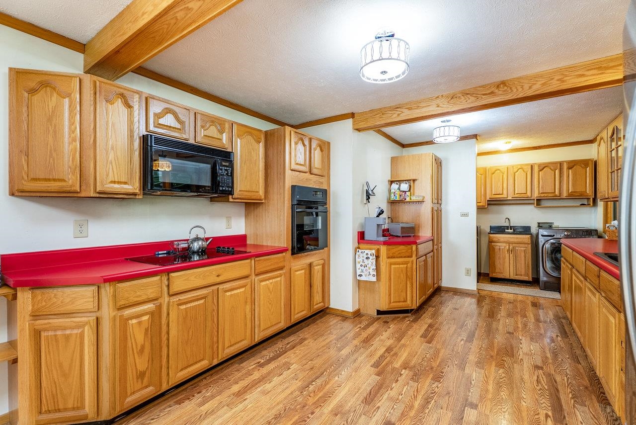 18300 MOUNTAIN VALLEY RD, NEW MARKET, Virginia 22844, 3 Bedrooms Bedrooms, ,2 BathroomsBathrooms,Residential,18300 MOUNTAIN VALLEY RD,667921 MLS # 667921