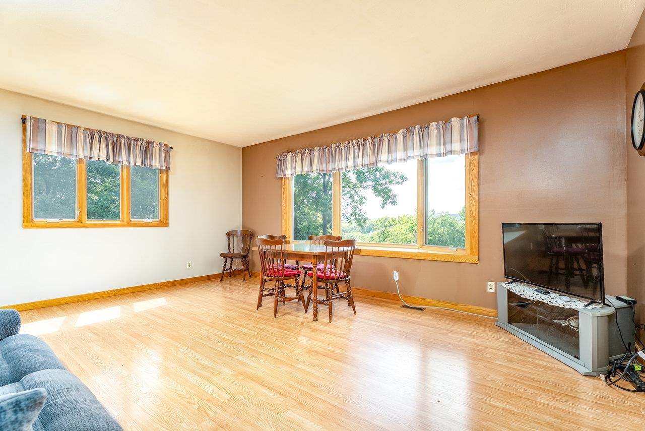 18300 MOUNTAIN VALLEY RD, NEW MARKET, Virginia 22844, 3 Bedrooms Bedrooms, ,2 BathroomsBathrooms,Residential,18300 MOUNTAIN VALLEY RD,667921 MLS # 667921