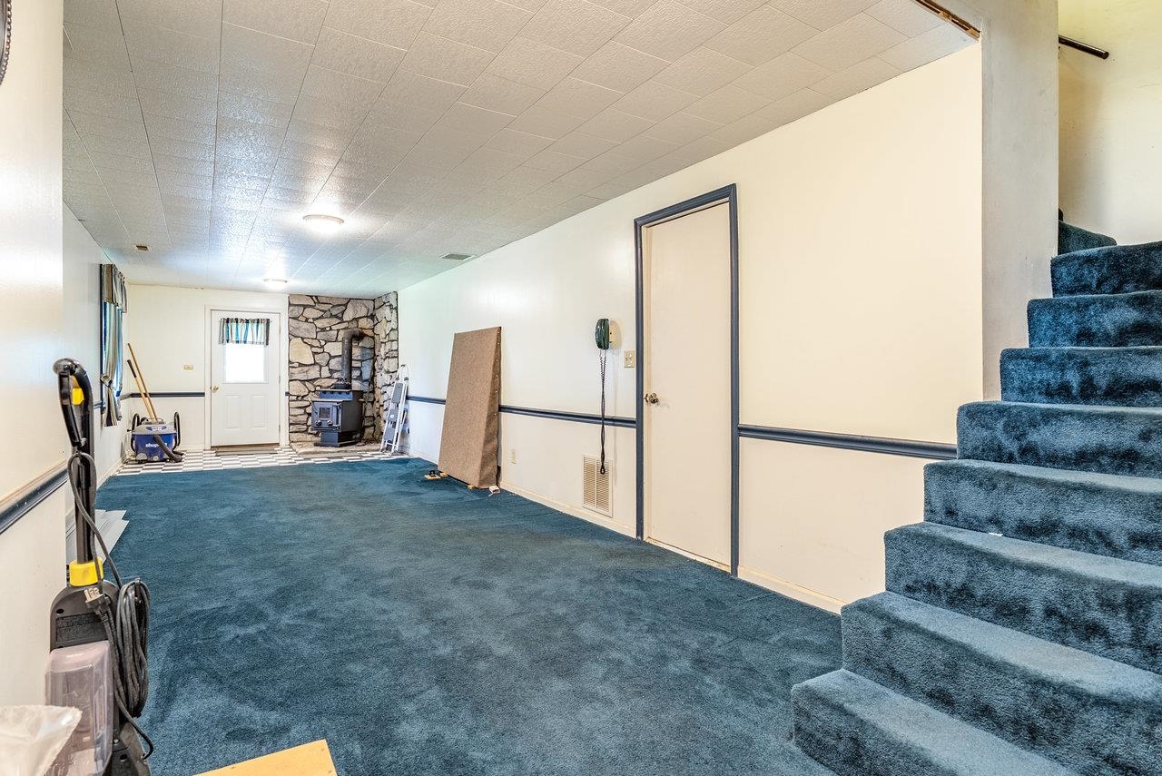 18300 MOUNTAIN VALLEY RD, NEW MARKET, Virginia 22844, 3 Bedrooms Bedrooms, ,2 BathroomsBathrooms,Residential,18300 MOUNTAIN VALLEY RD,667921 MLS # 667921