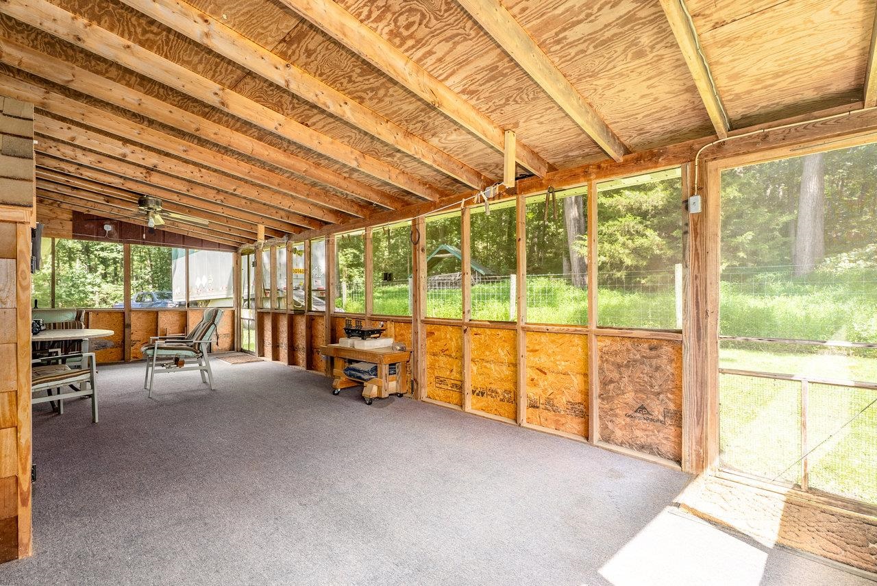 18300 MOUNTAIN VALLEY RD, NEW MARKET, Virginia 22844, 3 Bedrooms Bedrooms, ,2 BathroomsBathrooms,Residential,18300 MOUNTAIN VALLEY RD,667921 MLS # 667921