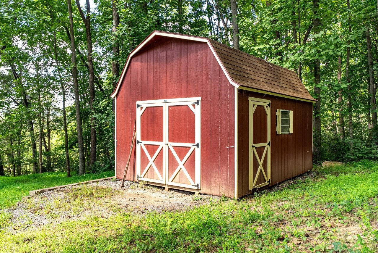 18300 MOUNTAIN VALLEY RD, NEW MARKET, Virginia 22844, 3 Bedrooms Bedrooms, ,2 BathroomsBathrooms,Residential,18300 MOUNTAIN VALLEY RD,667921 MLS # 667921