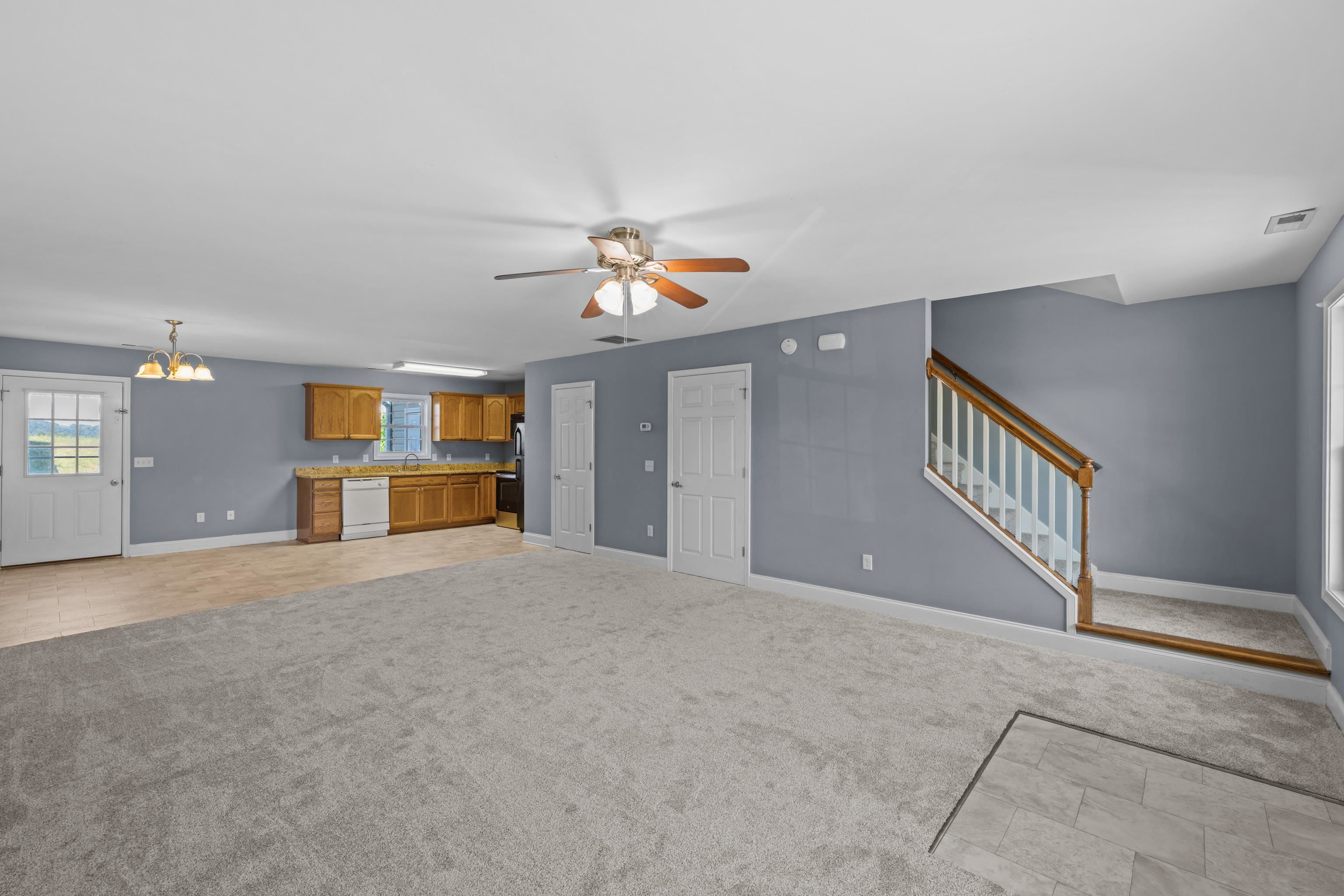 805 CARSON CIR, GROTTOES, Virginia 24441, 3 Bedrooms Bedrooms, ,2 BathroomsBathrooms,Residential,805 CARSON CIR,667925 MLS # 667925