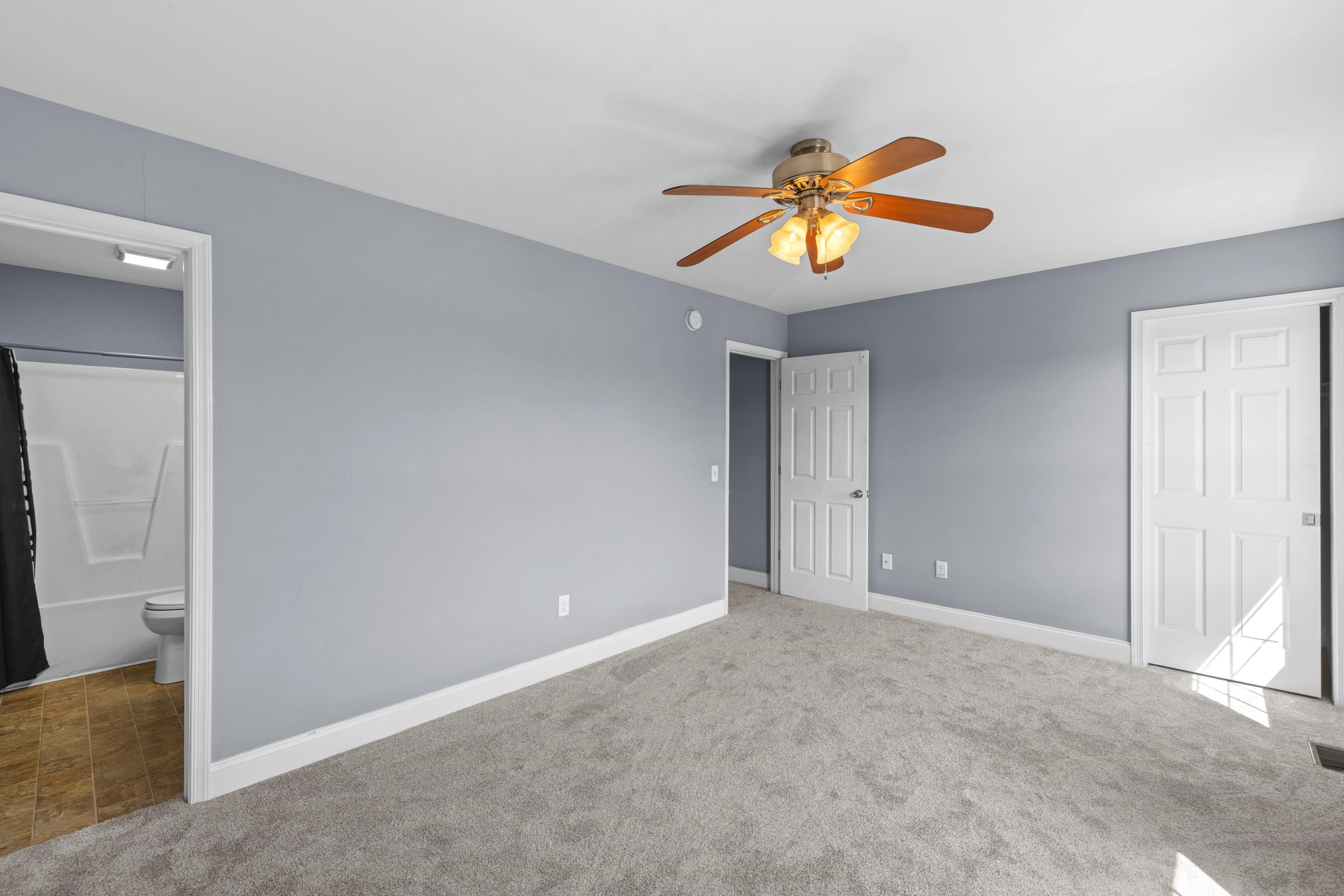 805 CARSON CIR, GROTTOES, Virginia 24441, 3 Bedrooms Bedrooms, ,2 BathroomsBathrooms,Residential,805 CARSON CIR,667925 MLS # 667925