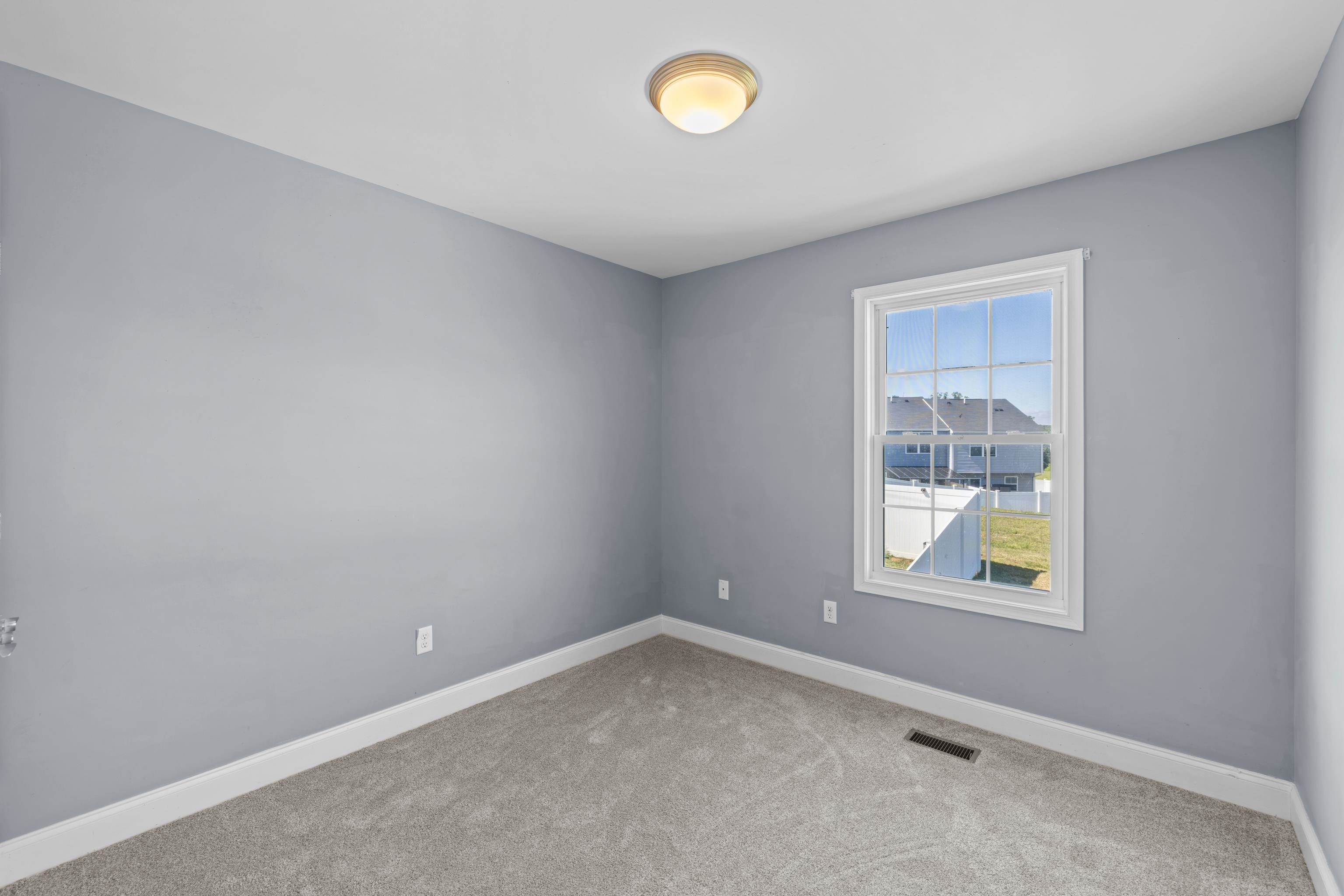 805 CARSON CIR, GROTTOES, Virginia 24441, 3 Bedrooms Bedrooms, ,2 BathroomsBathrooms,Residential,805 CARSON CIR,667925 MLS # 667925