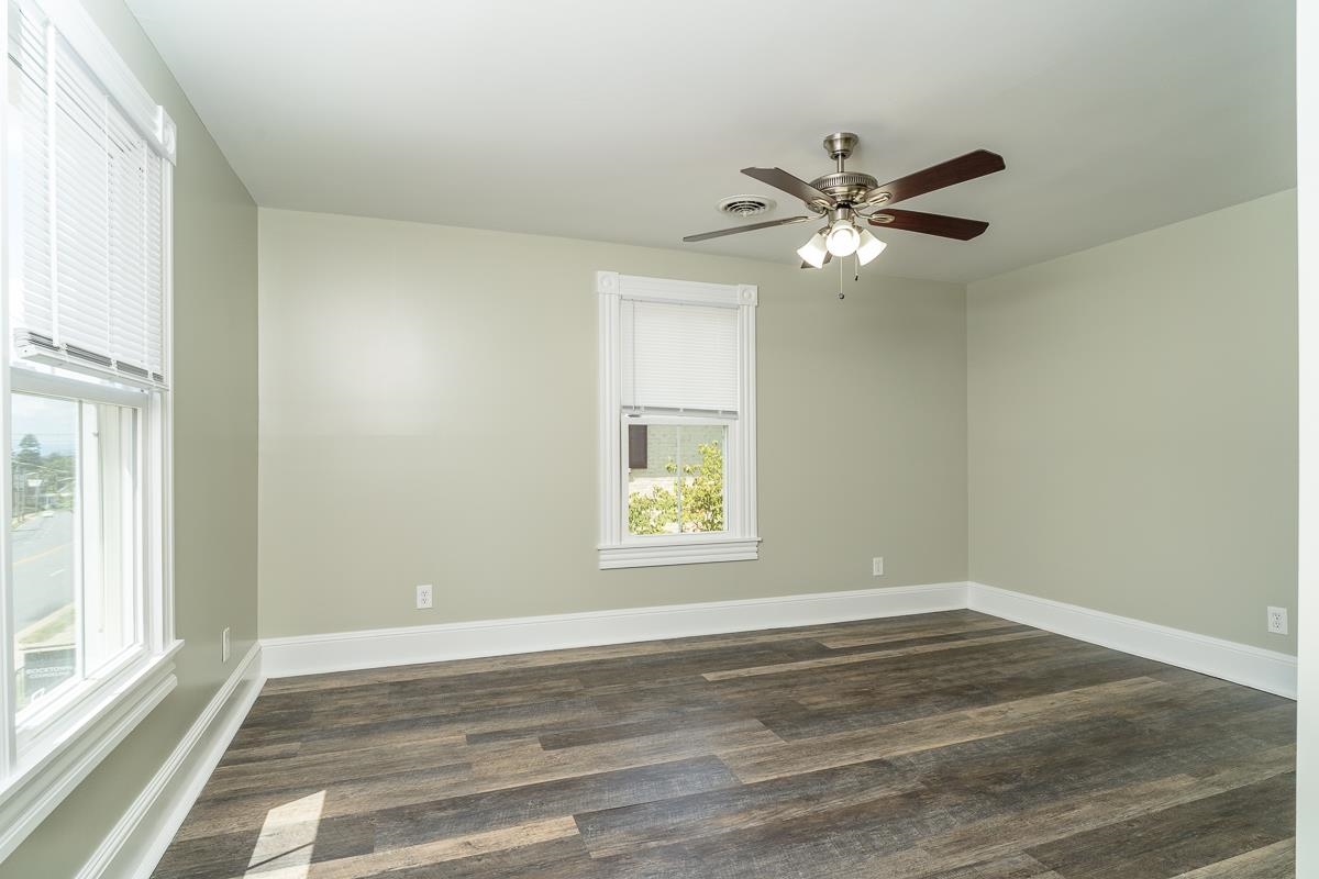 632 E MARKET ST, HARRISONBURG, Virginia 22801, 5 Bedrooms Bedrooms, ,2 BathroomsBathrooms,Residential,632 E MARKET ST,667931 MLS # 667931